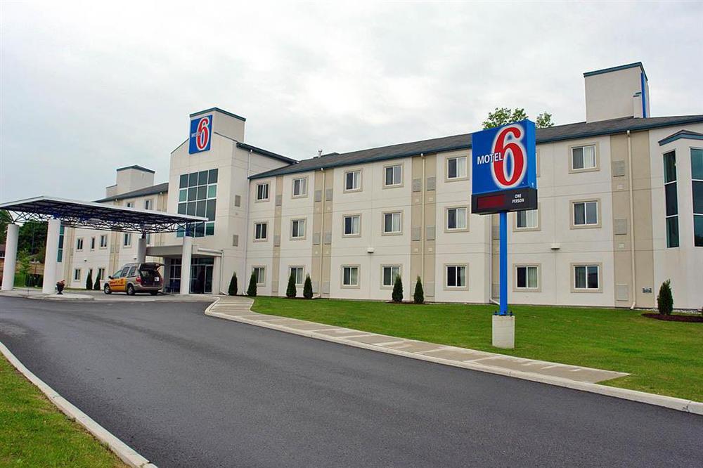 Motel 6-Peterborough, On 외부 사진